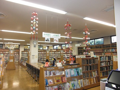 岩槻図書館つるし雛